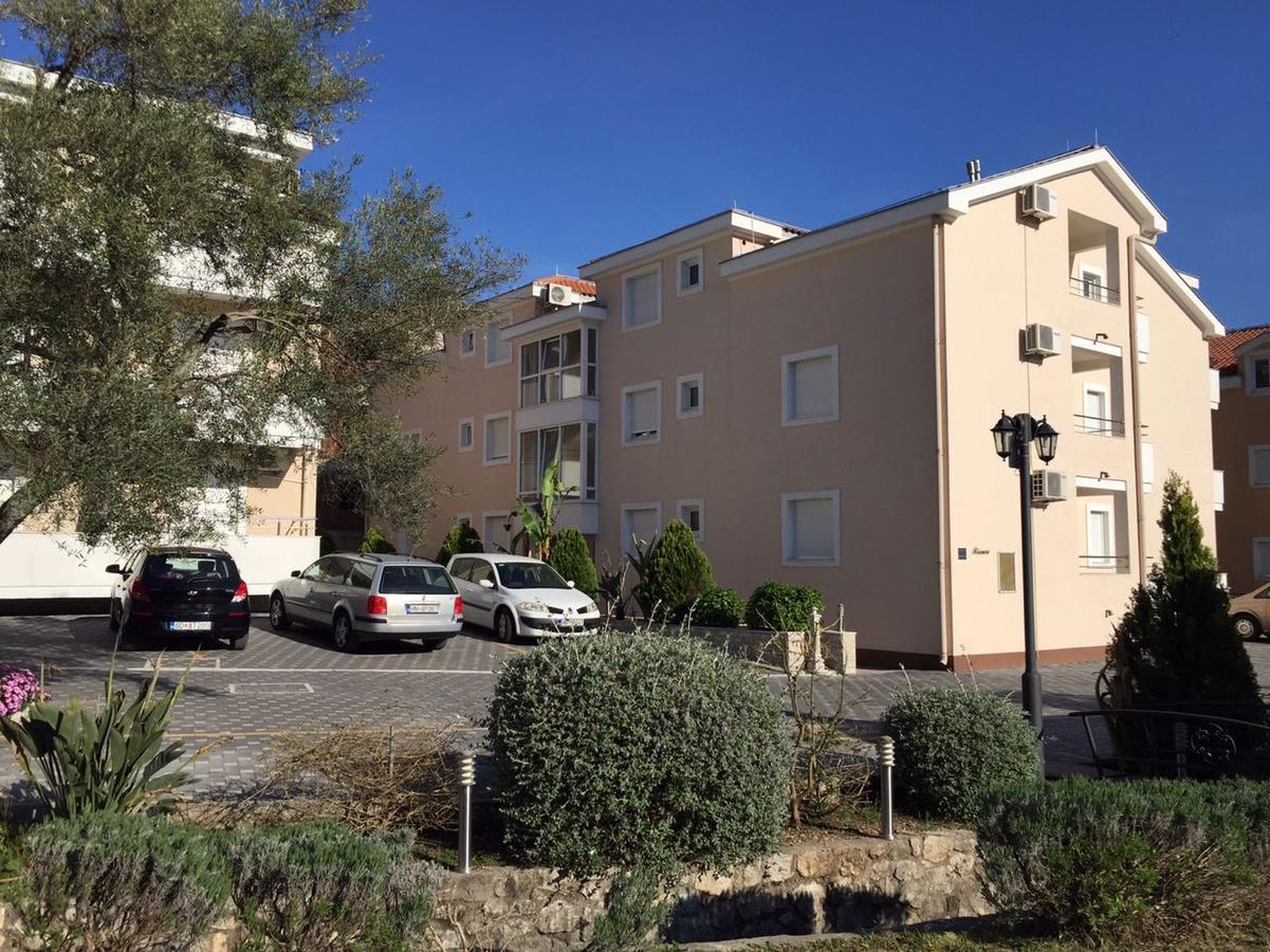 Apartment Sun Village Goran Χέρτσεγκ Νόβι Εξωτερικό φωτογραφία