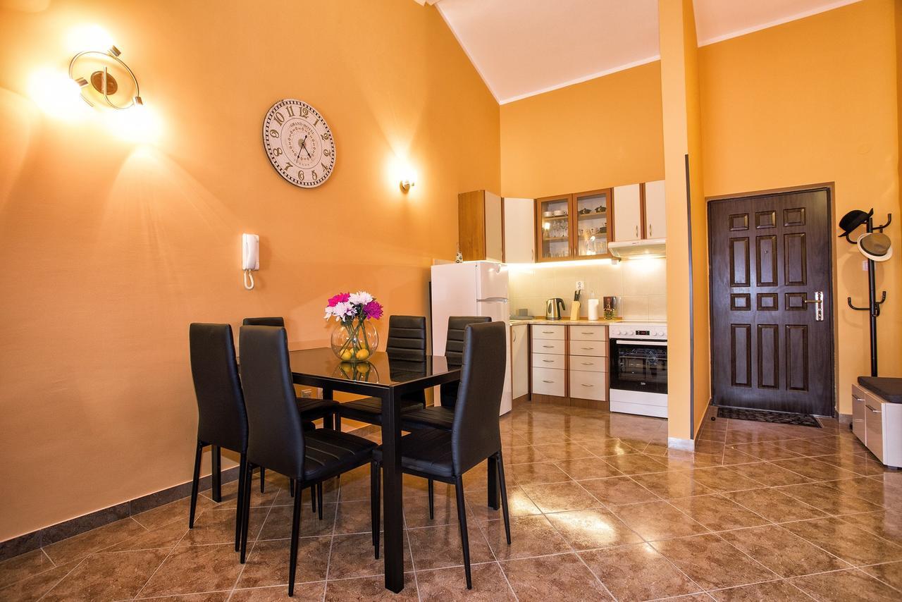Apartment Sun Village Goran Χέρτσεγκ Νόβι Εξωτερικό φωτογραφία
