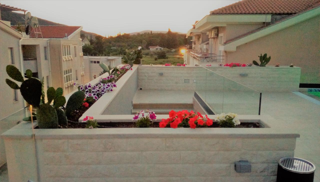 Apartment Sun Village Goran Χέρτσεγκ Νόβι Εξωτερικό φωτογραφία
